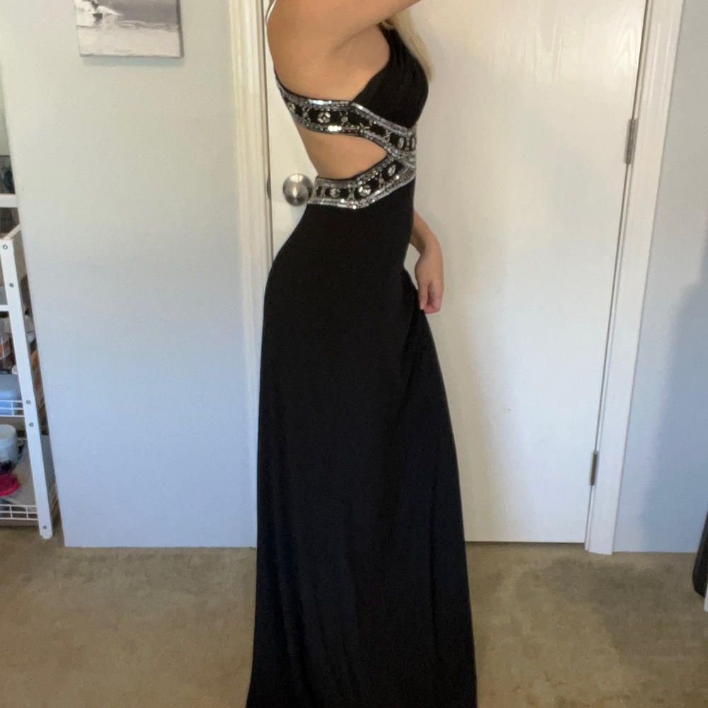 Hailey Logan Formal Prom Gown